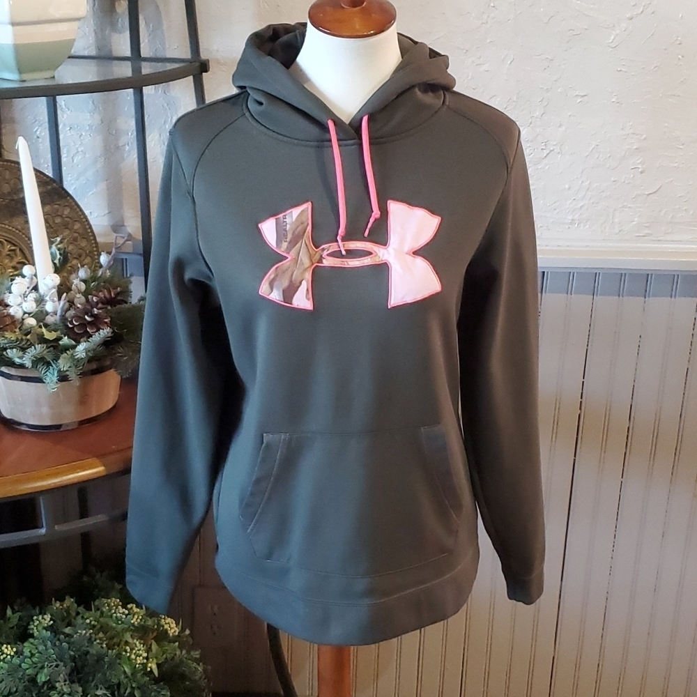 💞Under Armour* Hoodie